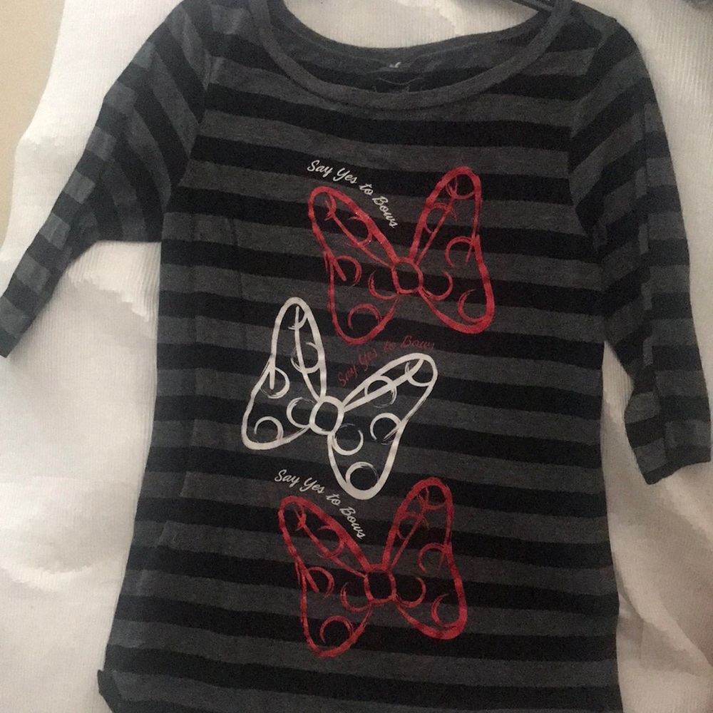 Disney 3/4 sleeves Minnie bows size XL